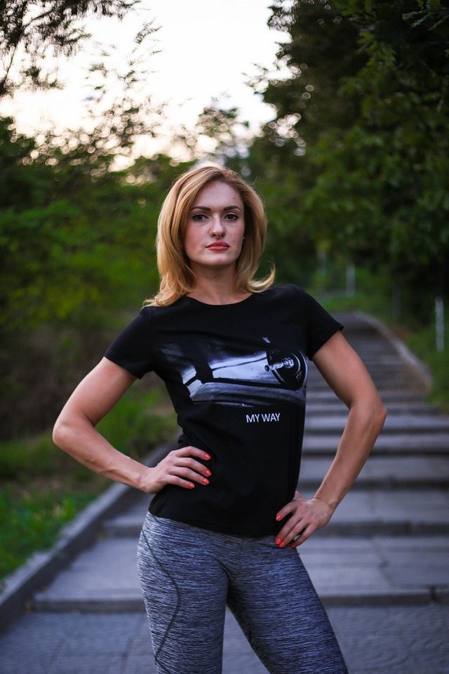 Women's T-shirt My way, Черный, XS