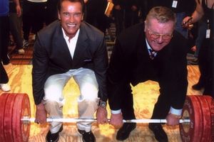 Arnold Schwarzenegger with his idol Leonid Zhabotinsky